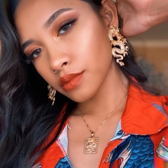 LAST PAIR 🐉 Mystic Metallic Chinese 🐉 Dragon Statement Earrings “Vanessa” gold - Picture 1 of 5